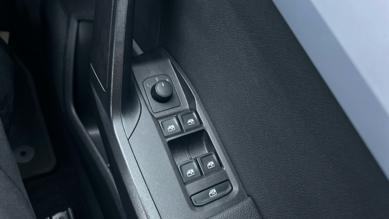 SEAT Arona 1.0 TSI 110 FR Edition 5dr Petrol Hatchback